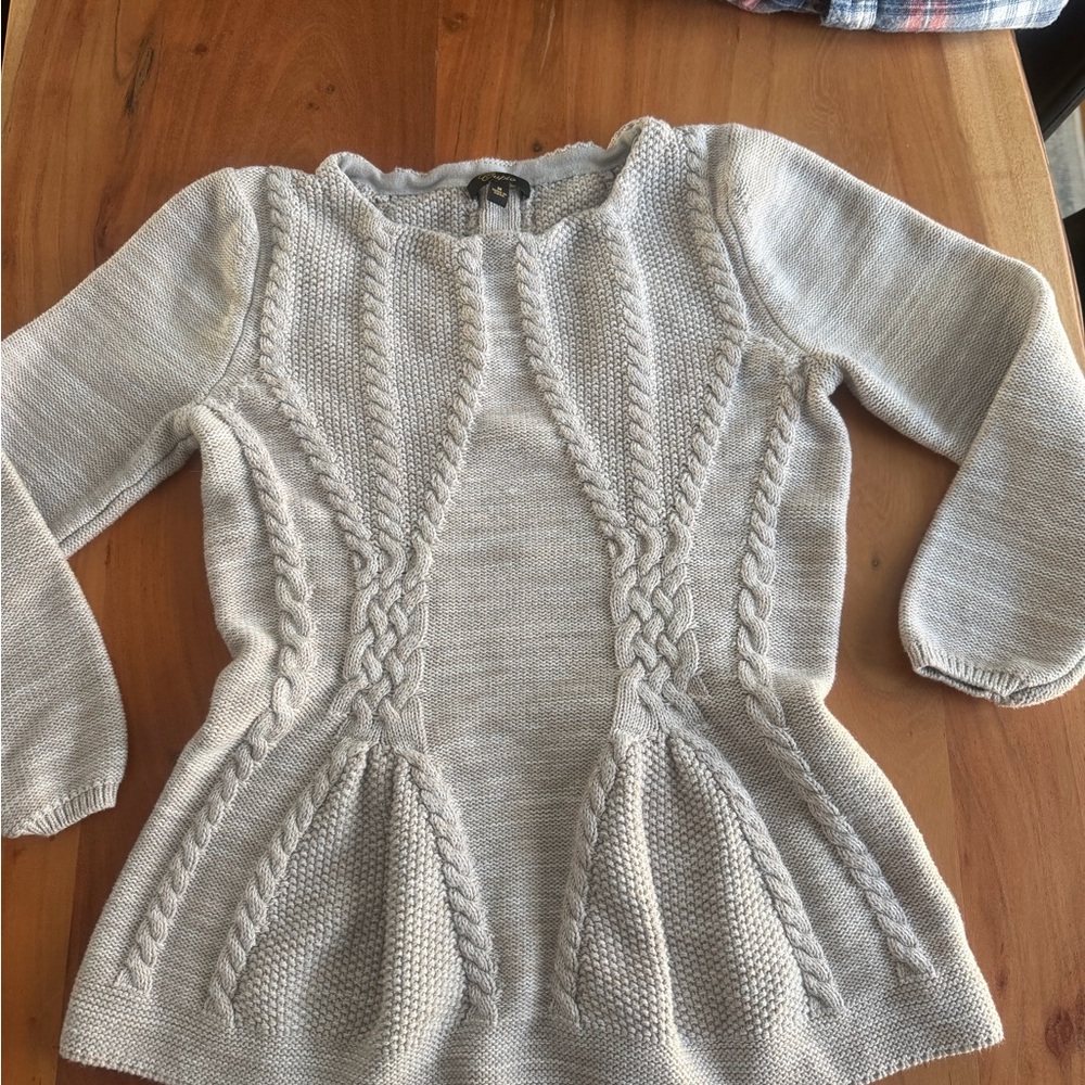 Cupio Gray Cable Knit Sweater